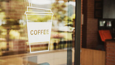 RENOLIT_plotter_film_window_coffee shop